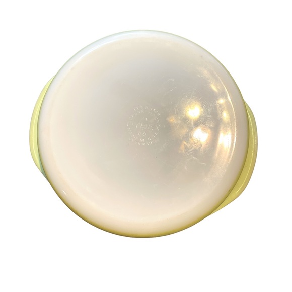 Vintage 1950s Pyrex Lime Green #221 8” Cake/Pie Pan - Picture 4 of 5